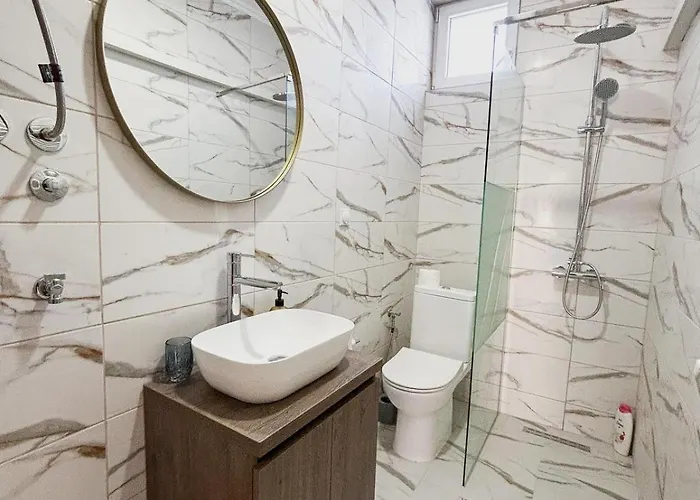 Elena * فرانيي